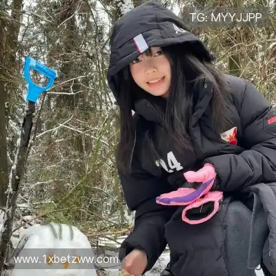 谢笛群